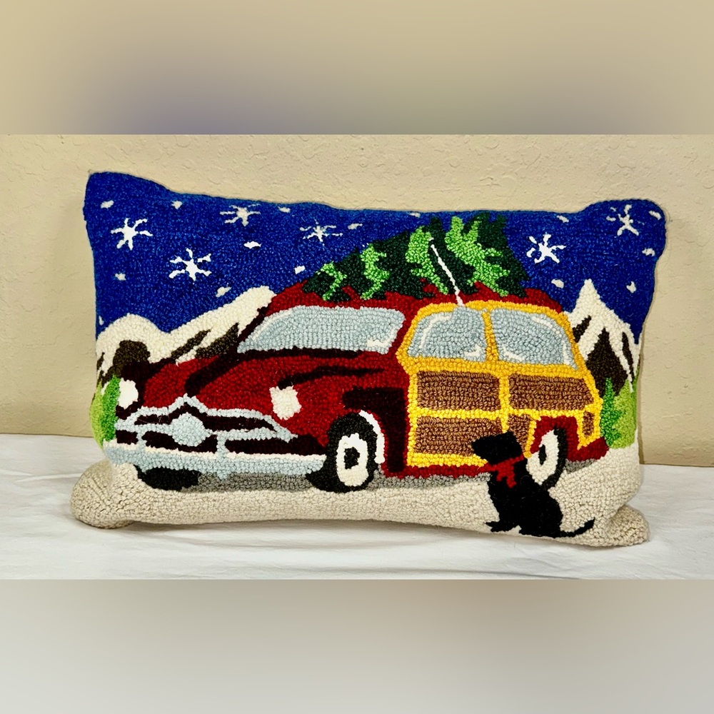 Festive Latch Hook Holiday Pillow with Woody & black Labrador retriever.
